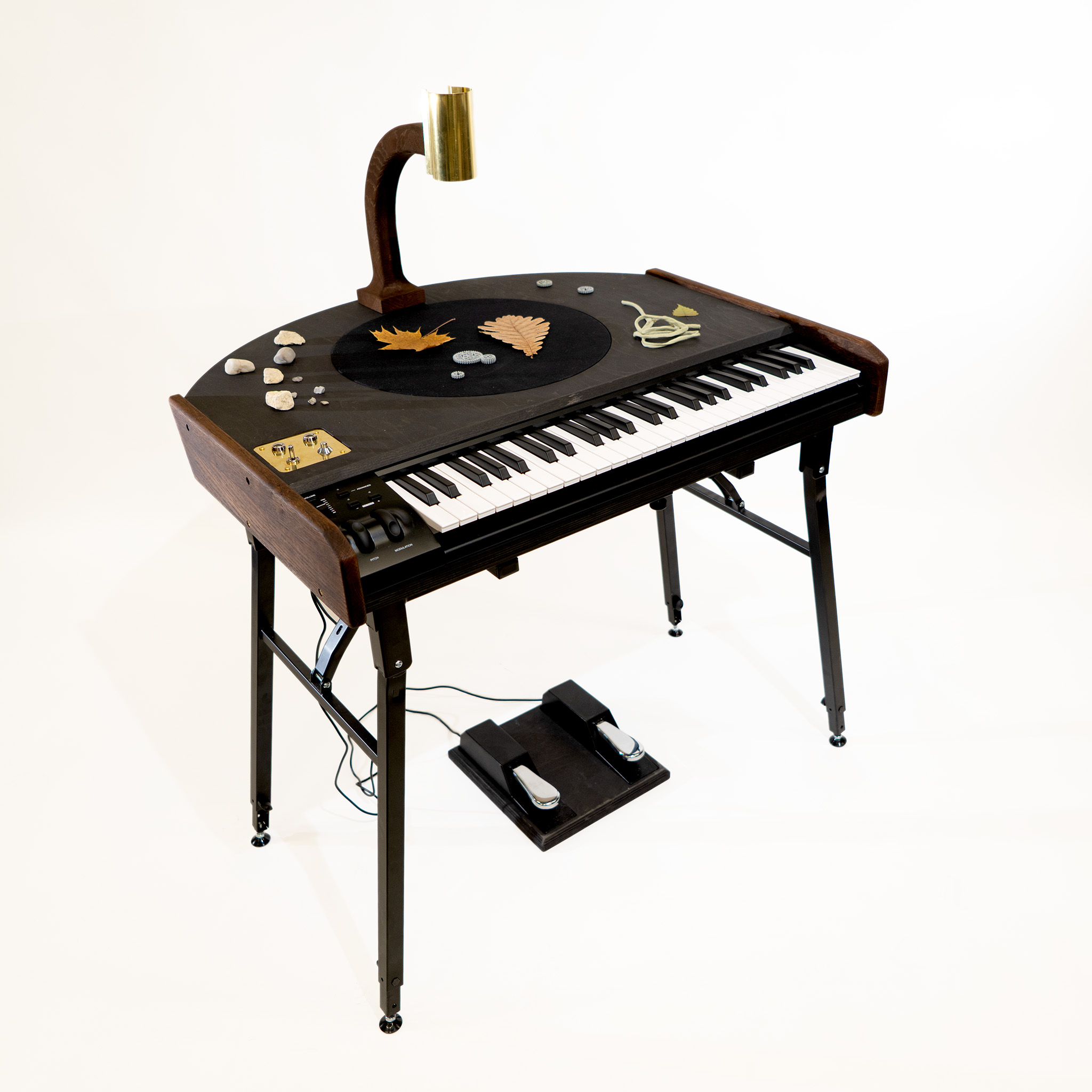 The Readymade Synth, full view with pedals